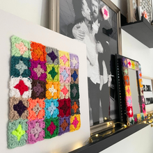 Load image into Gallery viewer, Stunned